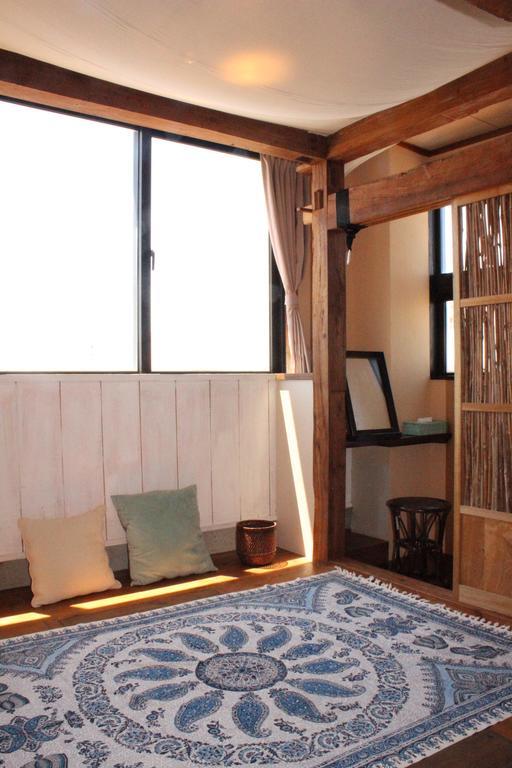Guest House Holoholo Ishigakijima Ishigaki  Екстер'єр фото